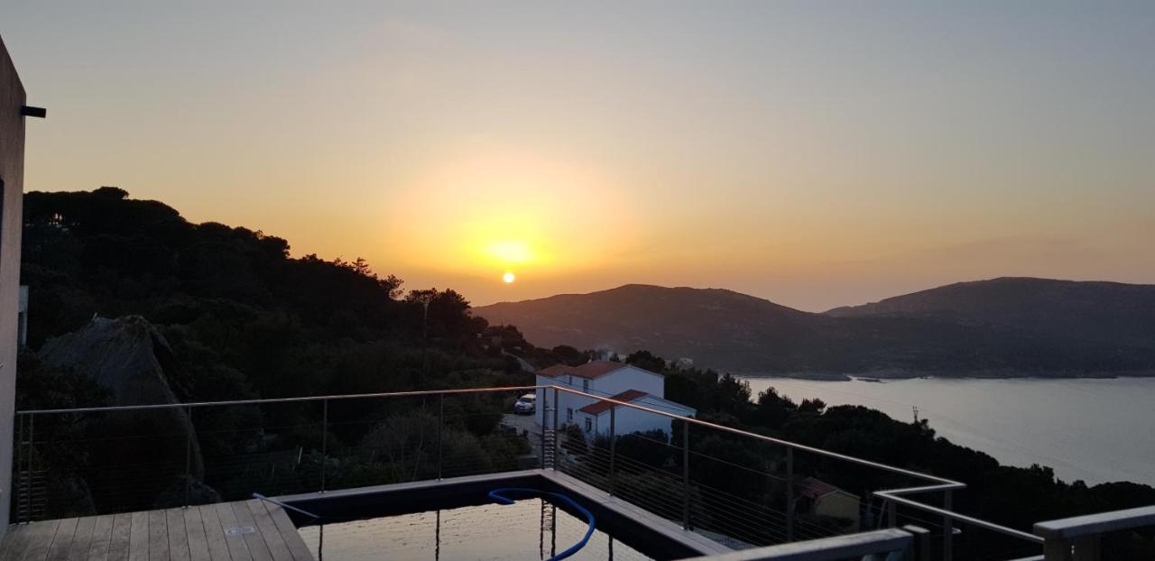Villa Makele Calvi  Exteriör bild